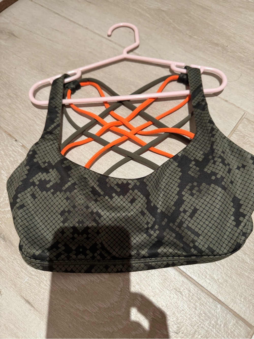 lululemon athletica Olive Camo Sports Bra with Neon Orange Straps - Picture 3 of 4